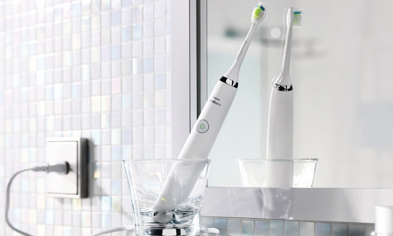 Как выбрать электрическую зубную щетку — отзывы стоматологов