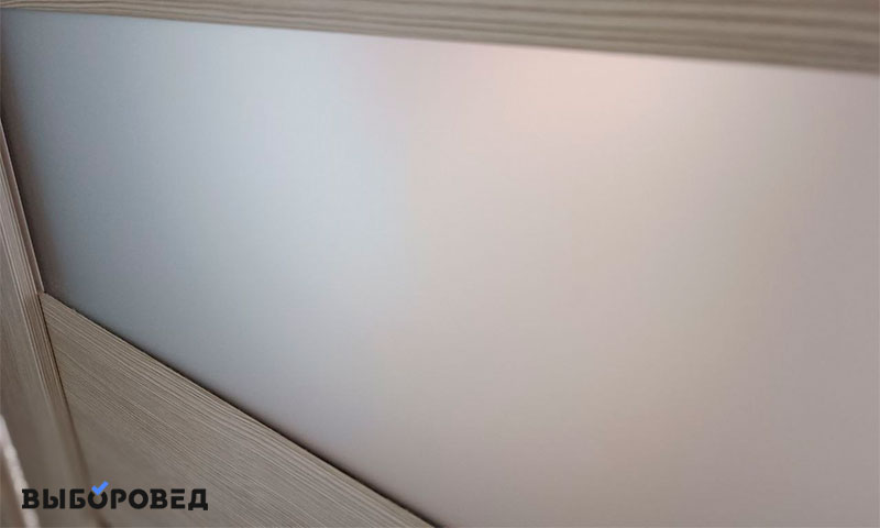 двери с стеклянными вставками