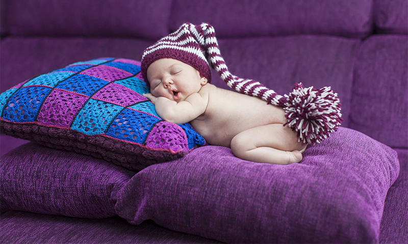 7 лучших ортопедических подушек для новорождённых - Рейтинг 2023 года .